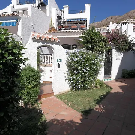 Hibiscos Lägenhet Nerja